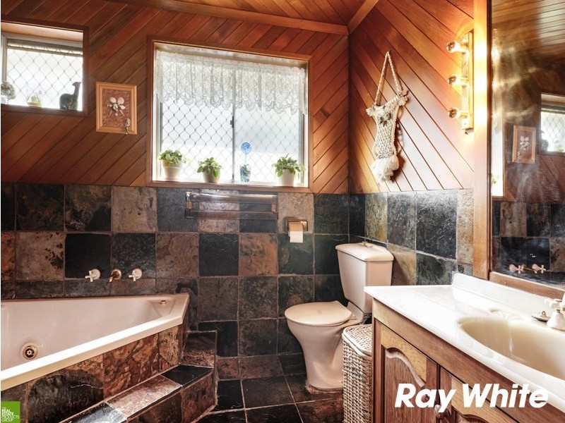 219 Tongarra Road, Albion Park NSW 2527