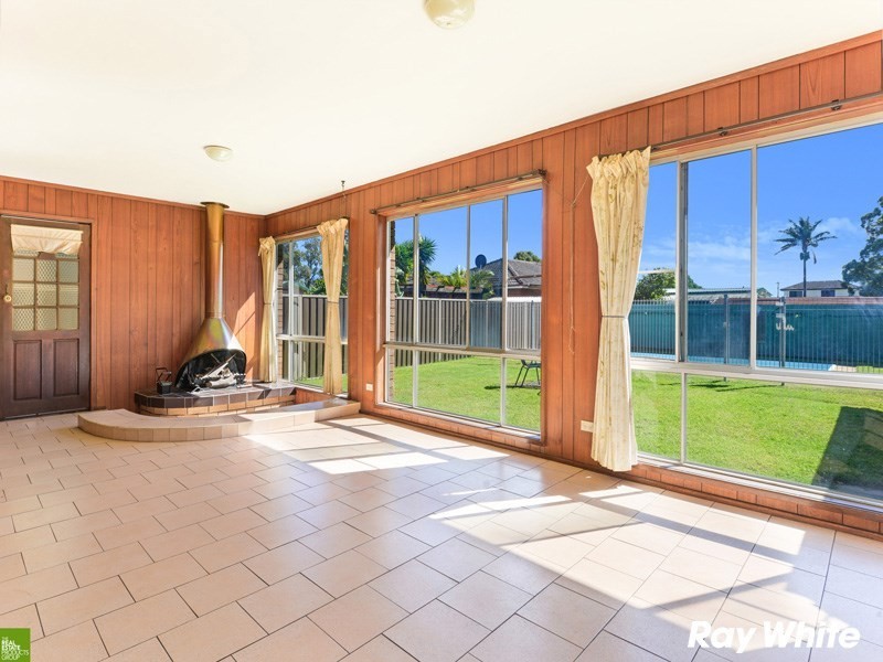 71 Poplar Avenue, Albion Park Rail NSW 2527