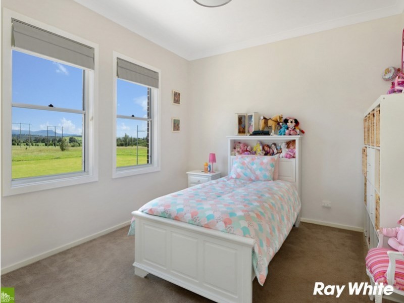 4 Pambula Street, Albion Park NSW 2527