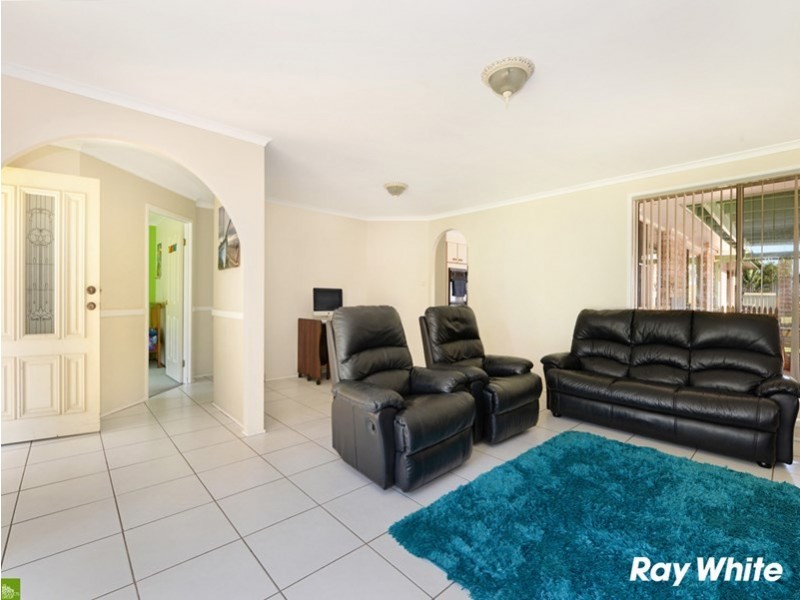 10 Ribbonwood Place, Albion Park Rail NSW 2527