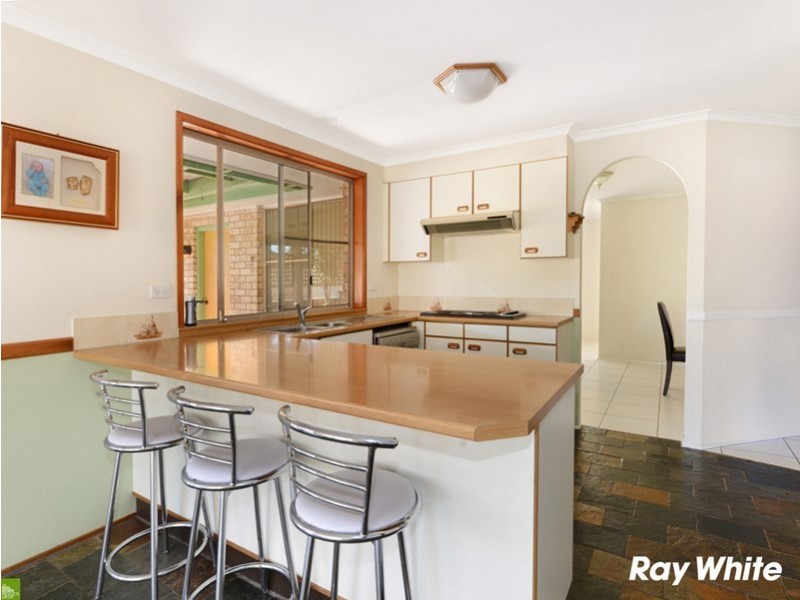 10 Ribbonwood Place, Albion Park Rail NSW 2527