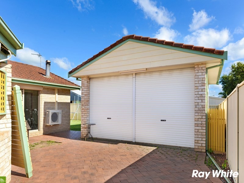 10 Ribbonwood Place, Albion Park Rail NSW 2527