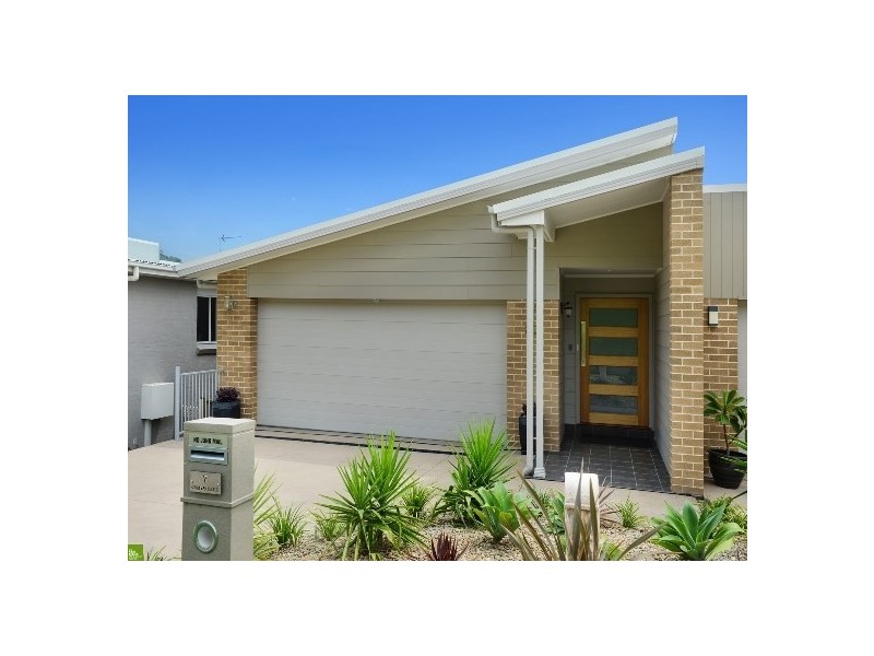 7 Chaplin Place, Albion Park NSW 2527