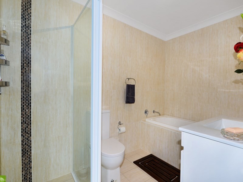 7 Chaplin Place, Albion Park NSW 2527