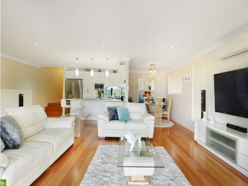 7 Chaplin Place, Albion Park NSW 2527