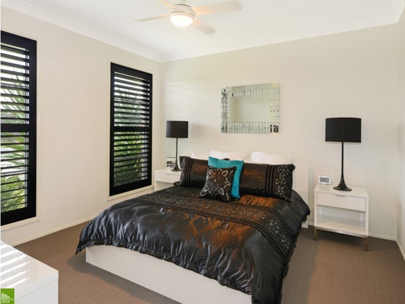 4 Bayview Avenue, Haywards Bay NSW 2530