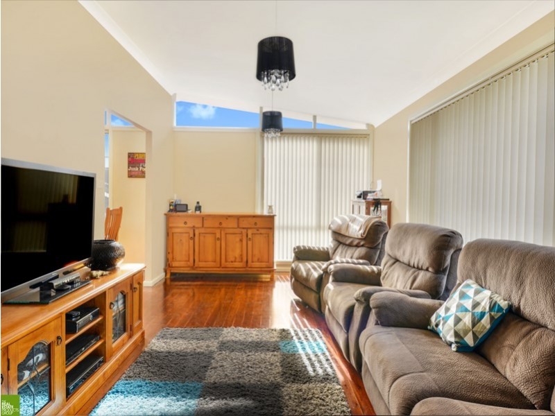 9 Wiley Street, Albion Park NSW 2527