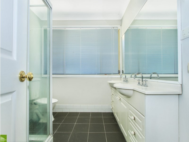 10 Nepean Place, Albion Park NSW 2527