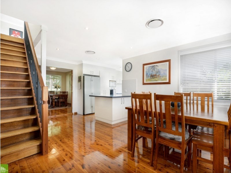 22 Pleasant View Close, Albion Park NSW 2527