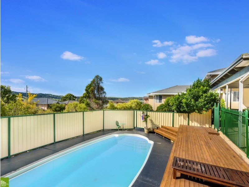 22 Pleasant View Close, Albion Park NSW 2527