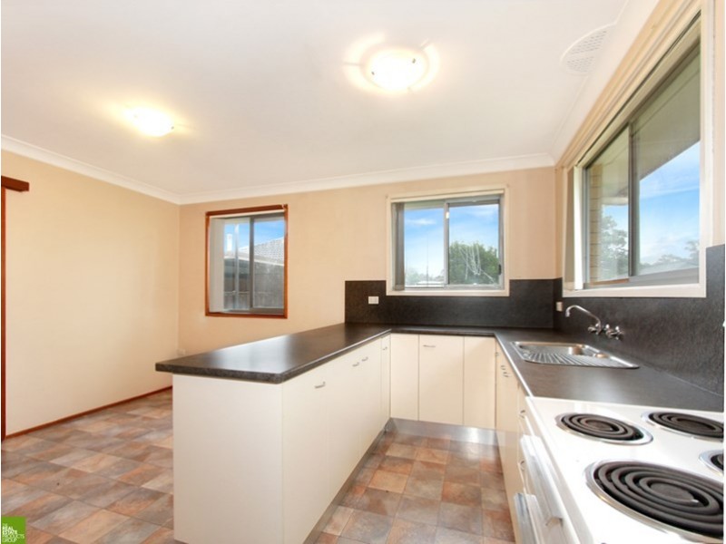 3 Waratah Avenue, Albion Park Rail NSW 2527