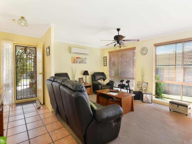 17 Hazelton Drive, Albion Park NSW 2527