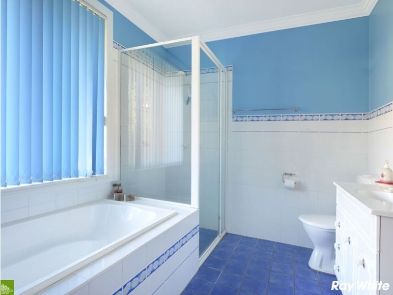 22 Esperance Drive, Albion Park NSW 2527