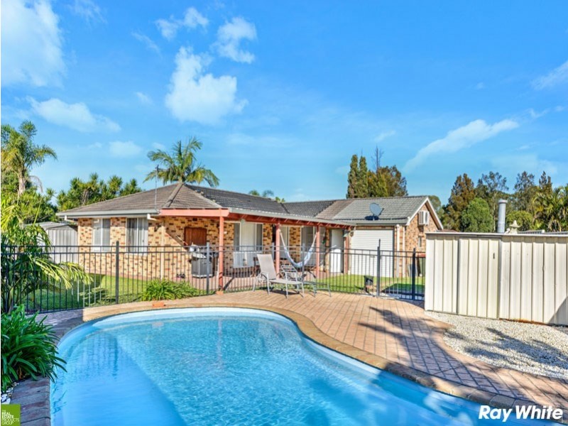 12 Sandpiper Close, Albion Park Rail NSW 2527
