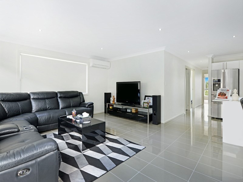 15a Cascade Circuit, Albion Park NSW 2527