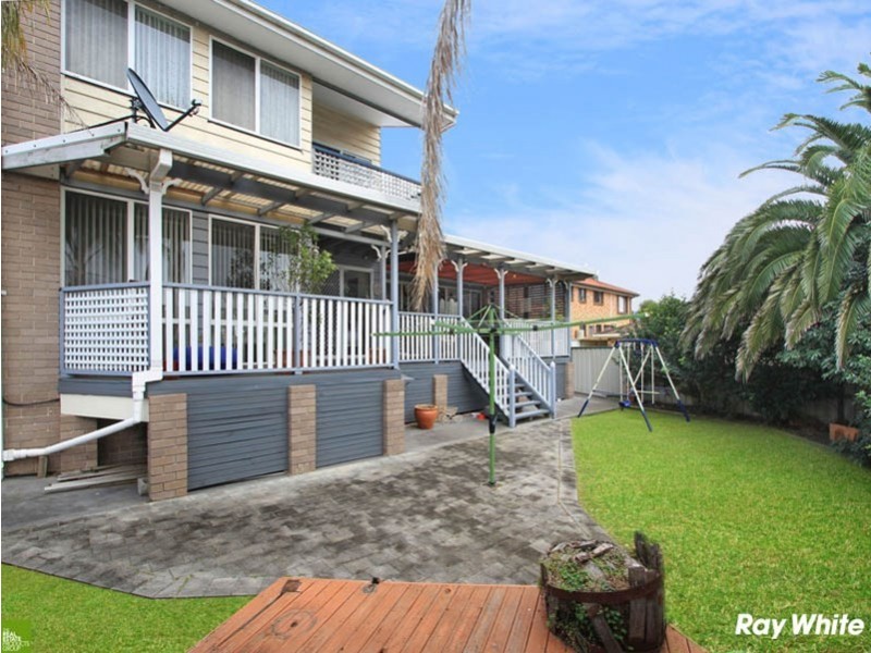 27 Hillside Drive, Albion Park NSW 2527
