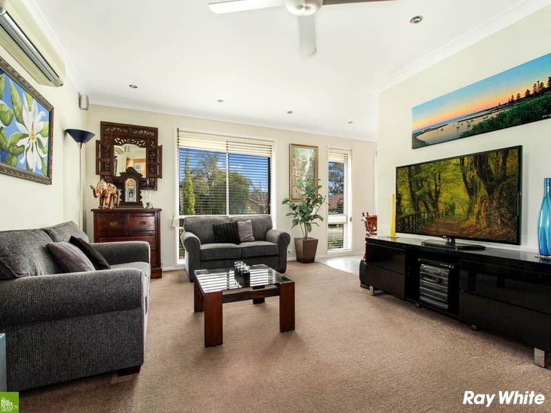 15 Premier Drive, Albion Park NSW 2527