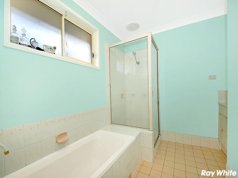 13 Tuross Street, Albion Park NSW 2527