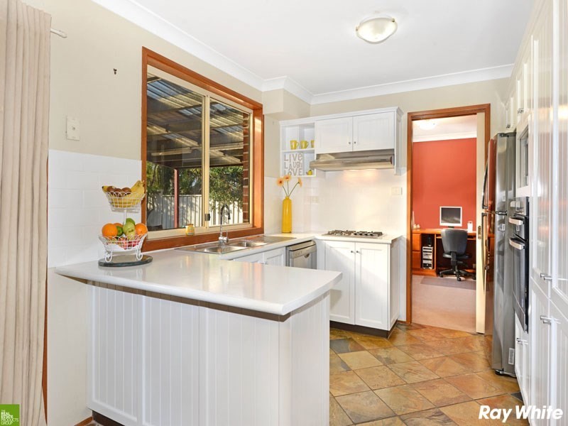 42 Gloucester Circuit, Albion Park NSW 2527