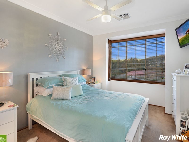 42 Gloucester Circuit, Albion Park NSW 2527