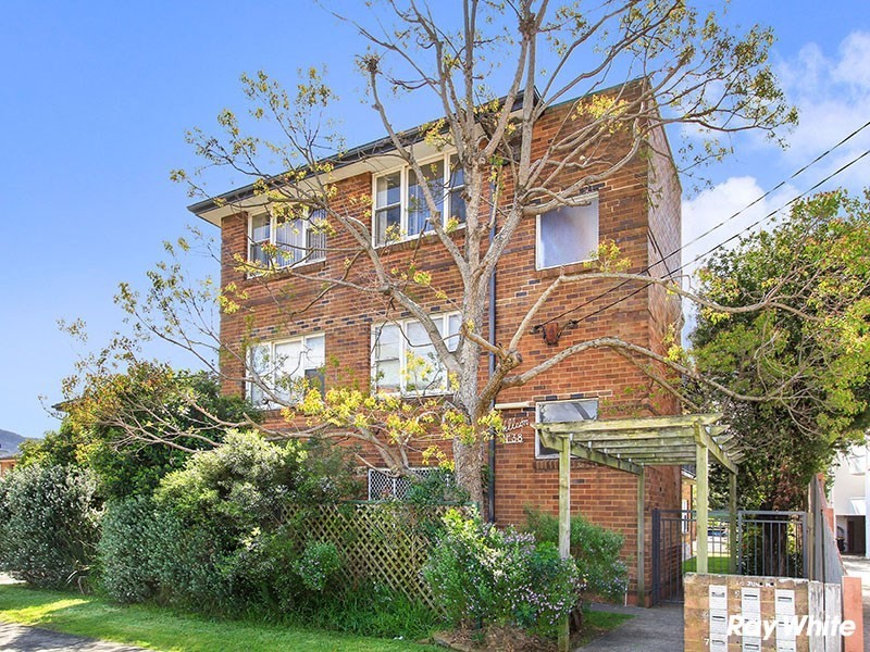 2/38 Pleasant Avenue, North Wollongong NSW 2500