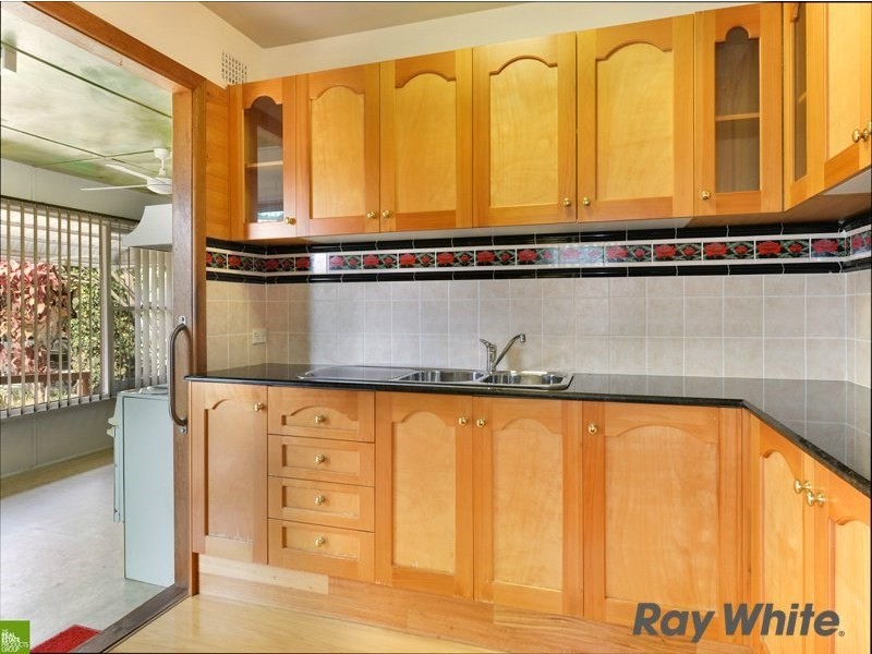 8 Wiley Street, Albion Park NSW 2527