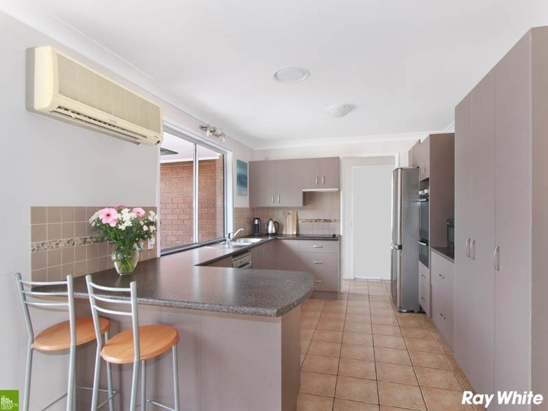 4 Barwon Place, Albion Park NSW 2527