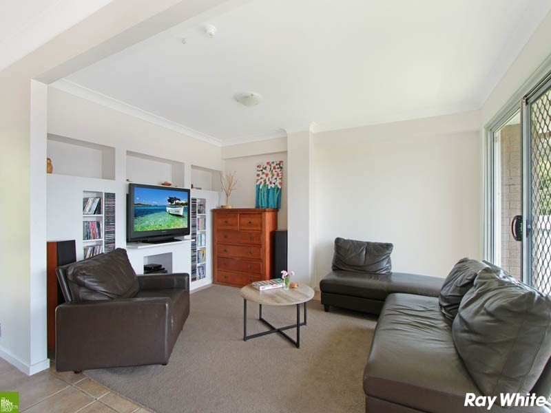 4 Barwon Place, Albion Park NSW 2527
