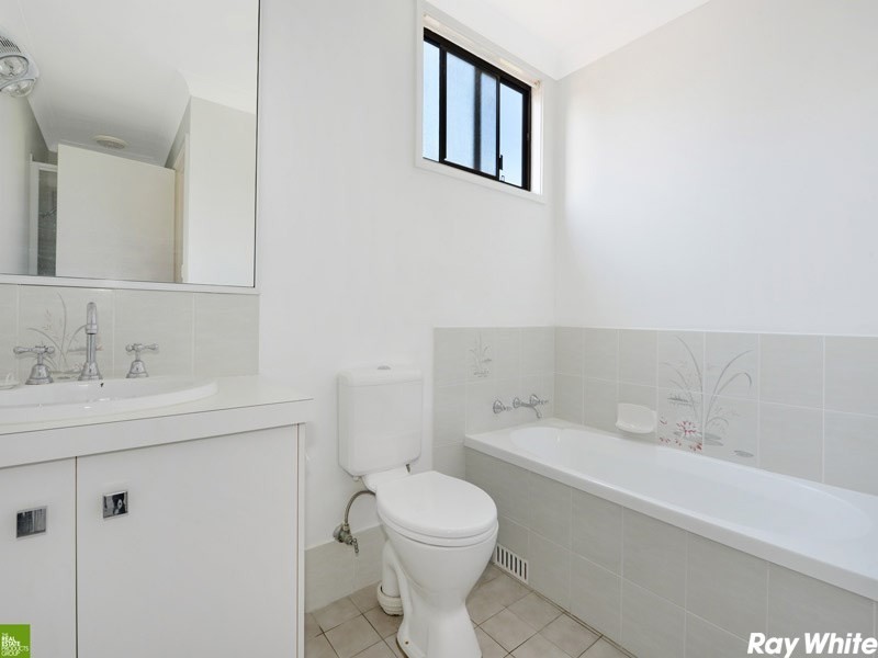 44 Crest Road, Albion Park NSW 2527