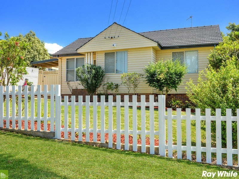 46 Bradman Avenue, Warilla NSW 2528