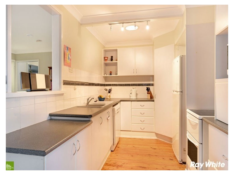 46 Bradman Avenue, Warilla NSW 2528