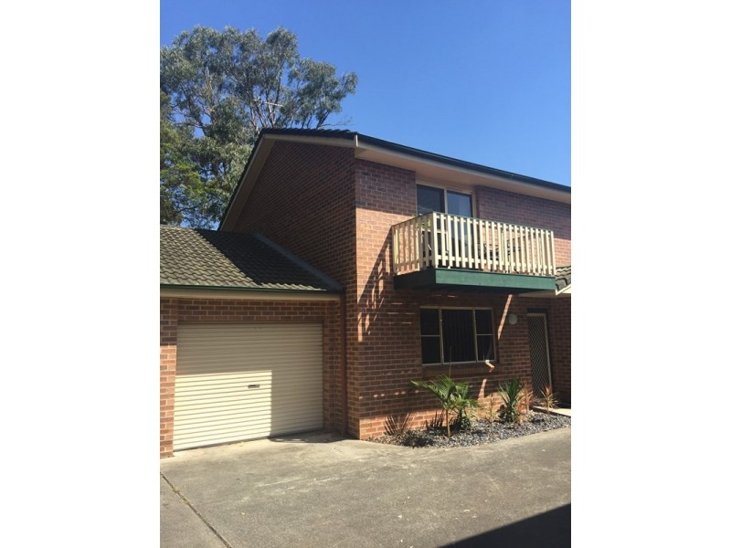 8/18 Bateman Avenue, Albion Park Rail NSW 2527
