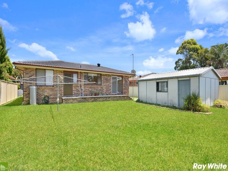 3 Jarrah Way, Albion Park Rail NSW 2527