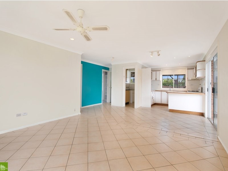 10 Churnwood Place, Albion Park Rail NSW 2527