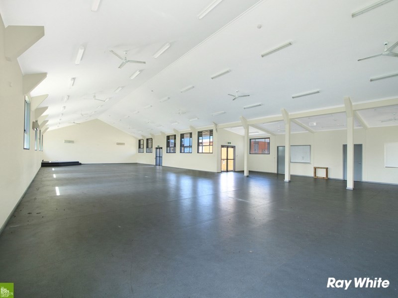 2-10 Bradman Avenue, Warilla NSW 2528