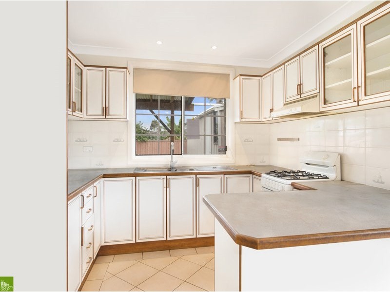 10 Churnwood Place, Albion Park Rail NSW 2527