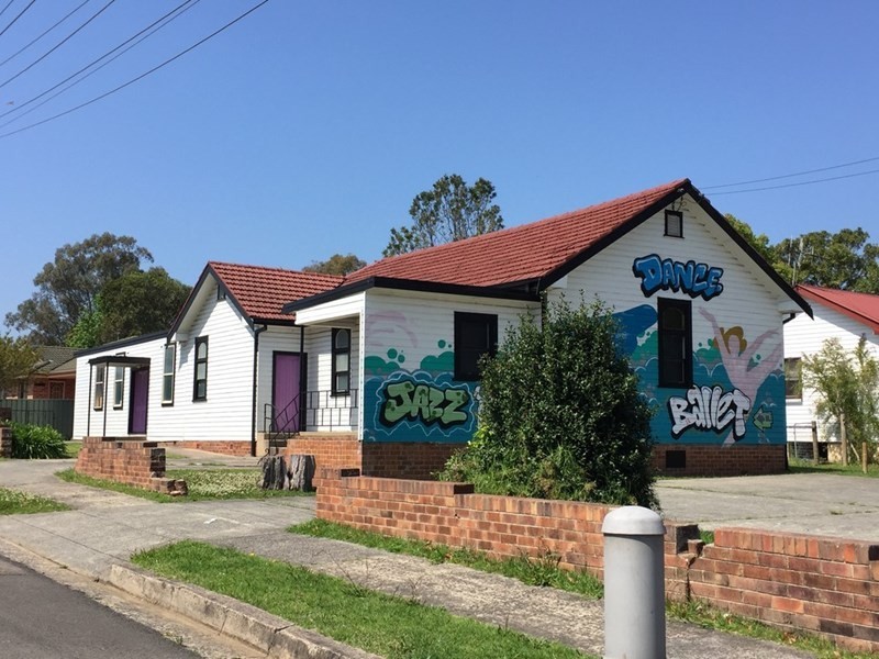 - Terry Street, Albion Park NSW 2527