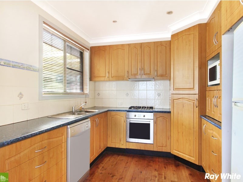 17 Maple Street, Albion Park Rail NSW 2527