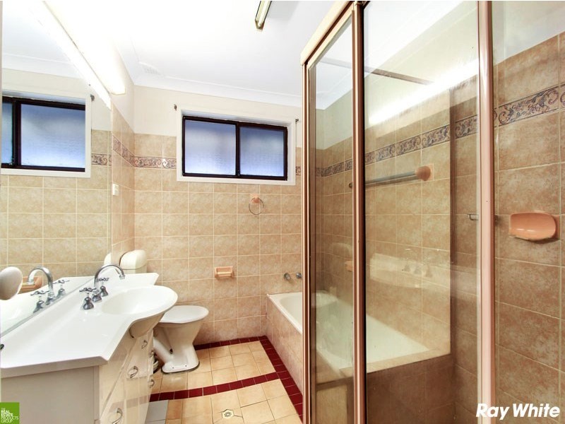 17 Maple Street, Albion Park Rail NSW 2527