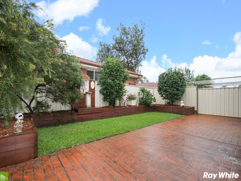 1/15 Shearwater Boulevard, Albion Park Rail NSW 2527