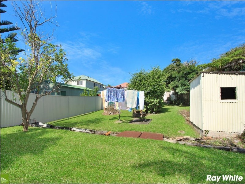 57 Russell Street, Woonona NSW 2517