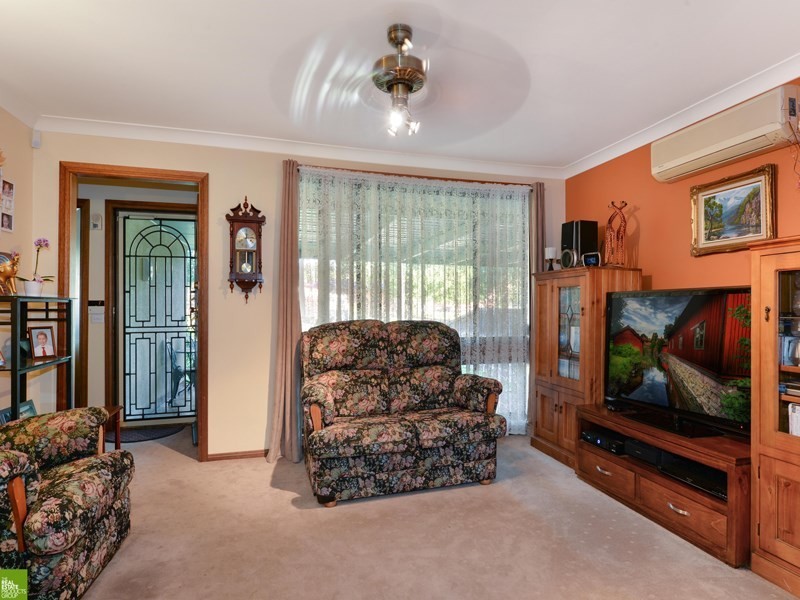 38 Polock Crescent, Albion Park NSW 2527