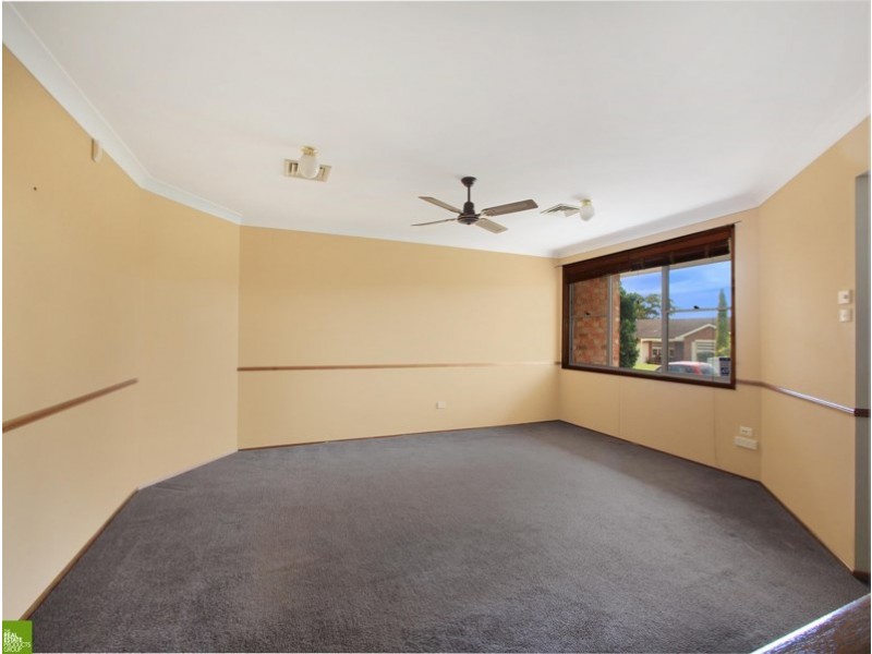 9 Franklin Place, Albion Park NSW 2527