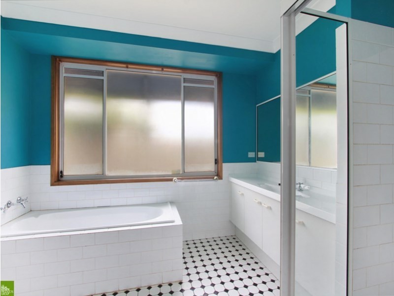 9 Franklin Place, Albion Park NSW 2527