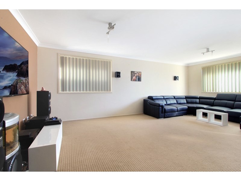 2/28 Taylor Road, Albion Park NSW 2527