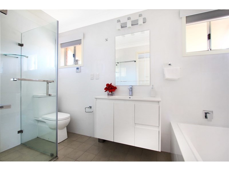 19 Church Street, Albion Park NSW 2527