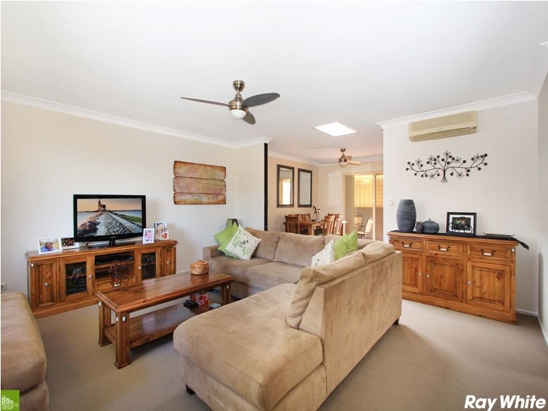 4/17 Tully Crescent, Albion Park NSW 2527