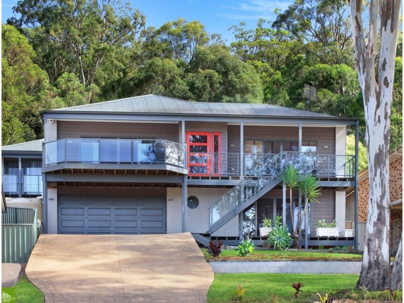 16 Pleasant View Close, Albion Park NSW 2527