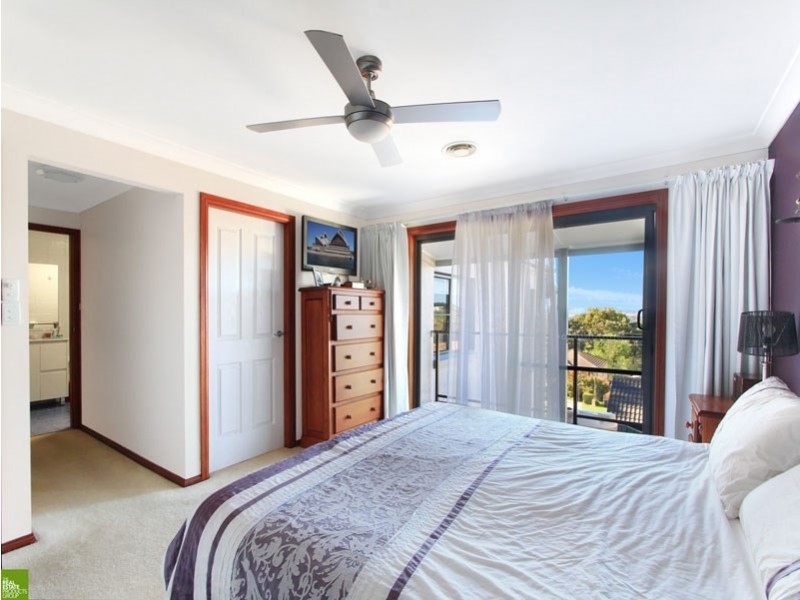 16 Pleasant View Close, Albion Park NSW 2527