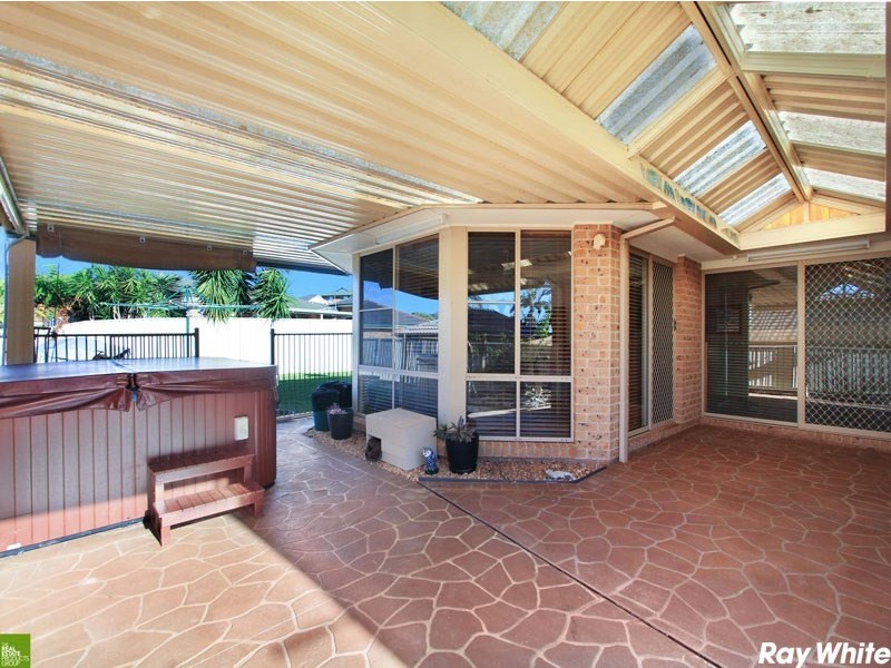 31 Hazelton Drive, Albion Park NSW 2527